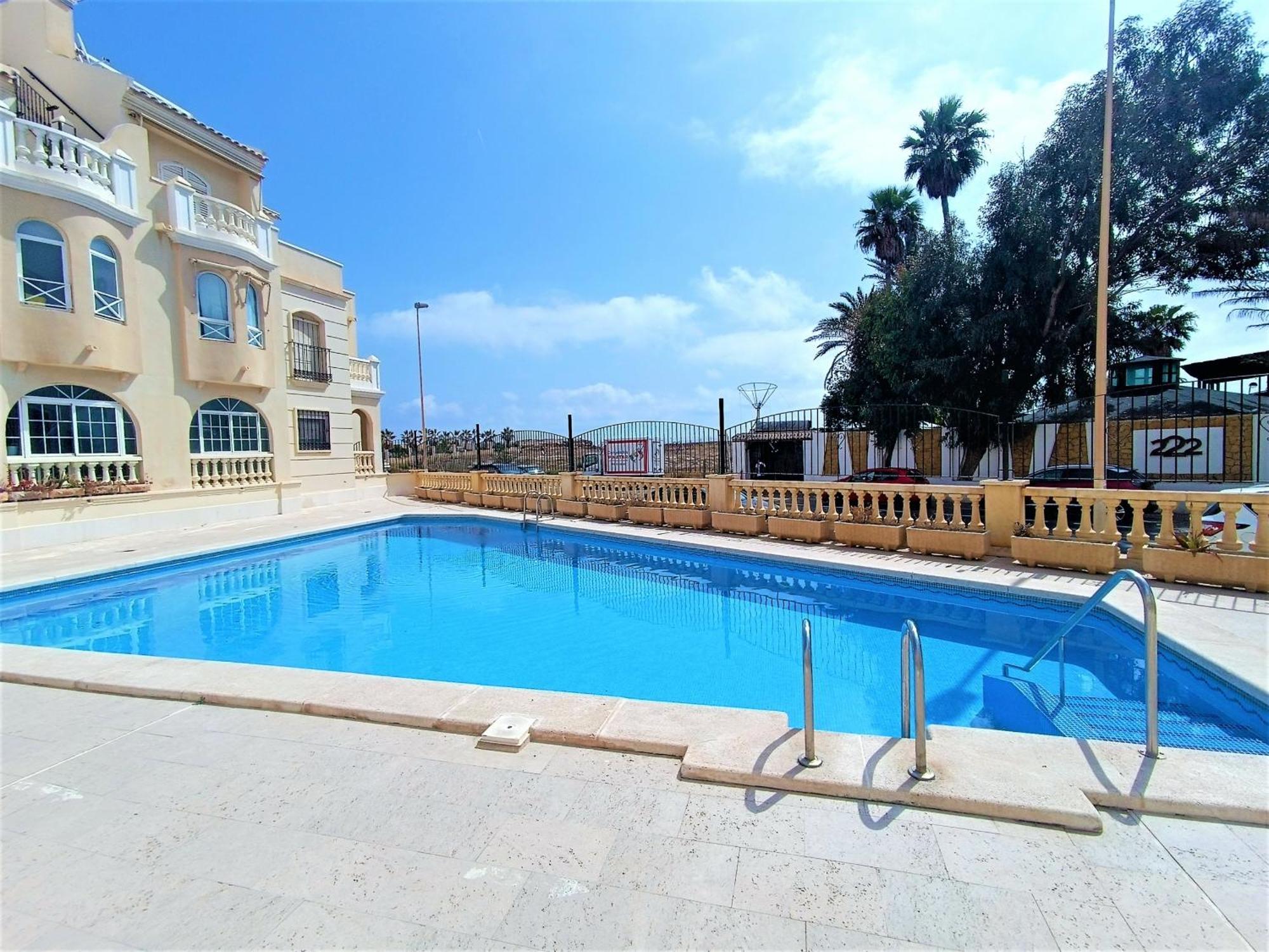 Amazing Penthouse On The Beach, Sea Views, Wifi, Airconditioning And Parking Torrevieja Exterior foto